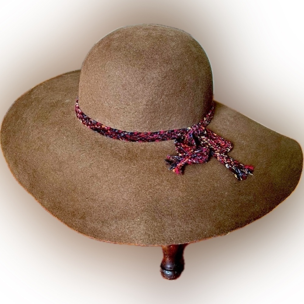 Kathy Jeanne women’s brown floppy wide brim woolfelt sun hat with ribbon EUC